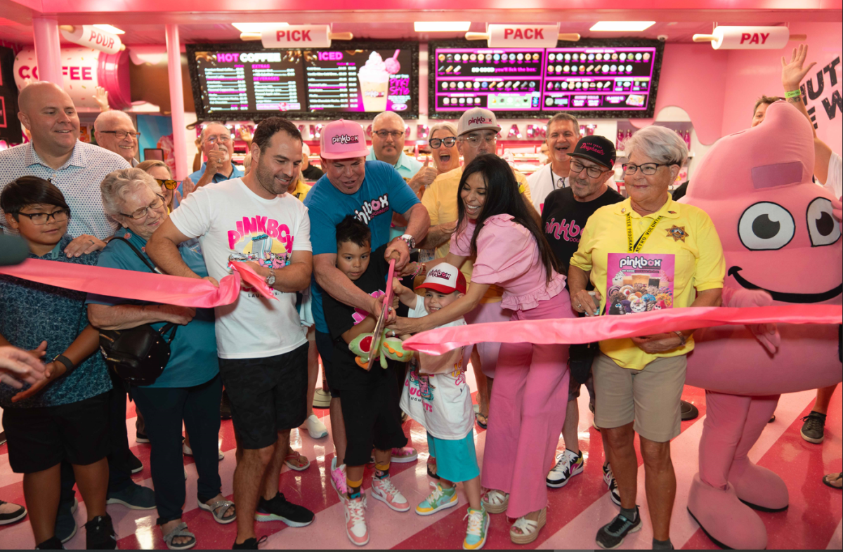 thousands-attend-pinkbox-doughnuts-grand-opening-at-edgewater-casino-resort-in-laughlin,-nevada
