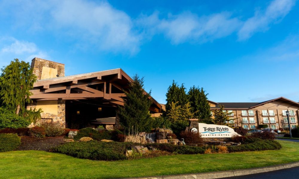 three-rivers-casino-powered-by-internet-sports-international-wins-2023-best-sportsbook-by-best-of-the-willamette-valley